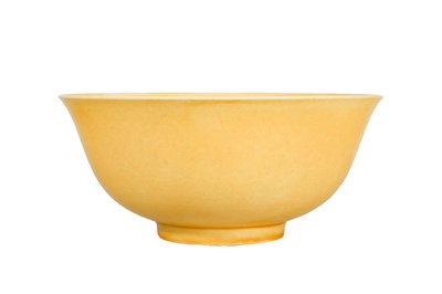 Lot 965 - A CHINESE YELLOW-GLAZED BOWL.