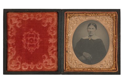 Lot 220 - Cartes des visite, c. 1850s