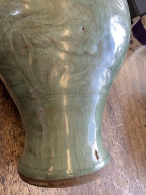 Lot 165 - A CHINESE LONGQUAN CELADON-GLAZED YEN YEN VASE.