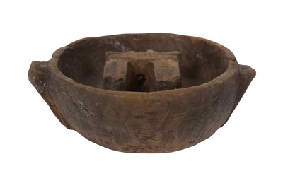 Lot 67 - AN ANCIENT CHINESE PERIOD CARVED WOODEN 'BUFFALO' BOWL