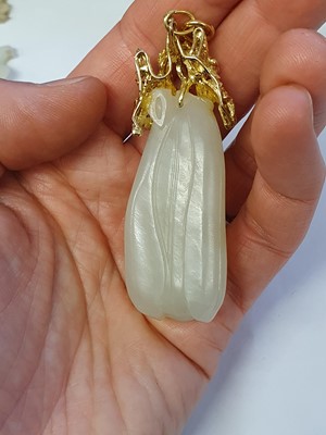 Lot 701 - A GROUP OF CHINESE JADE PENDANTS.