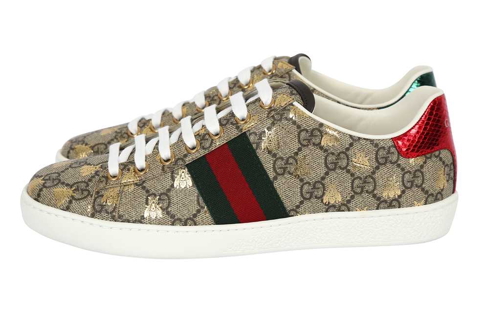 Lot 176 - Gucci Bee Print New Ace Supreme Trainers