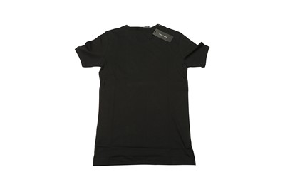 Lot 1312 - Dolce and Gabbana Black Millennials T-Shirt - Size 44