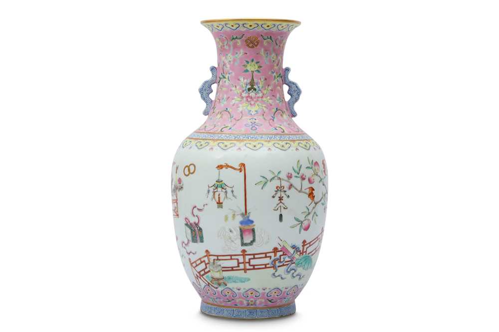 Lot 572 - A CHINESE FAMILLE ROSE 'PRECIOUS OBJECTS' VASE.