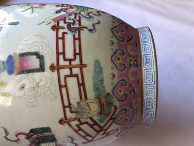 Lot 572 - A CHINESE FAMILLE ROSE 'PRECIOUS OBJECTS' VASE.