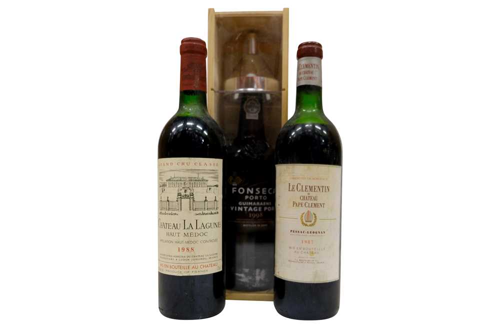 Lot 229 - Mixed case of French Vintage and Port
