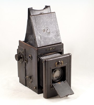 Lot 743 - Thornton-Pickard Ruby De-Luxe Reflex Camera