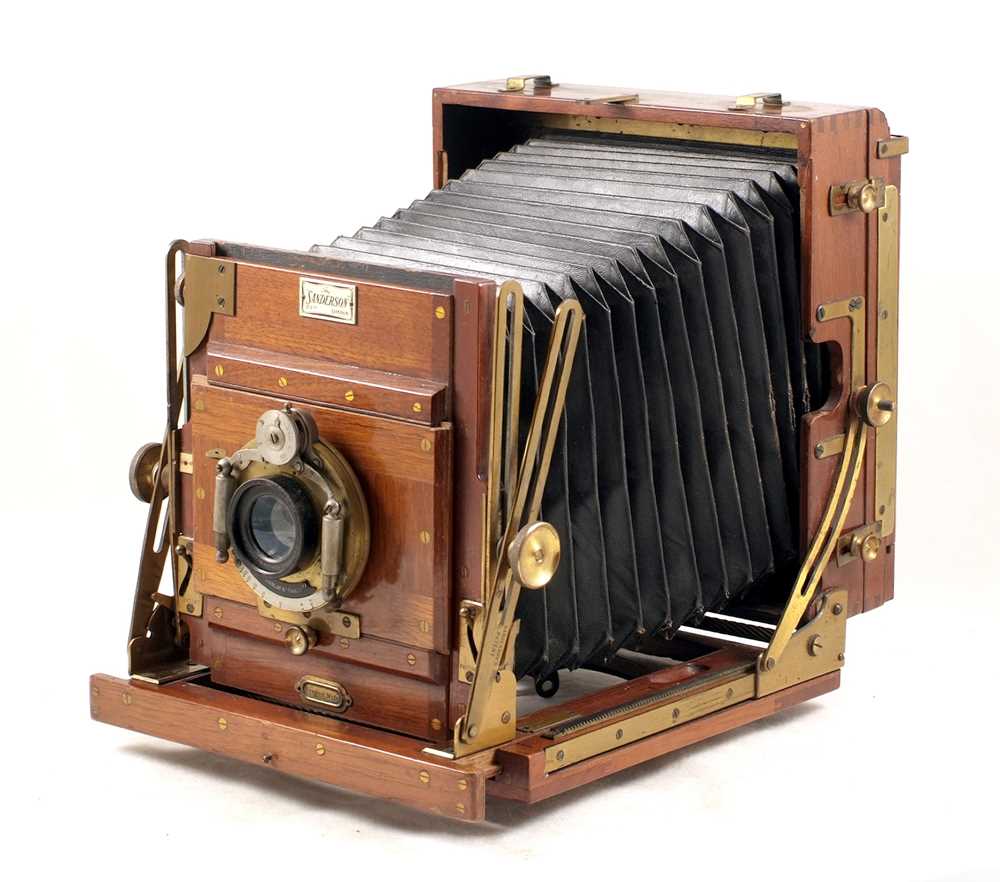 Lot 34 - A Self-Erecting Sanderson 'Tropical Model' Half Plate Camera