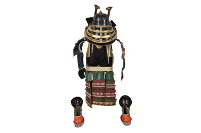 Lot 76 - A MID-20TH CENTURY JAPANESE SUIT OF MINIATURE ARMOUR