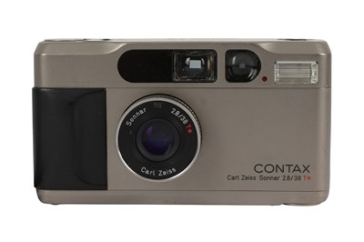Lot 118 - A Contax T2 Compact 35mm Camera