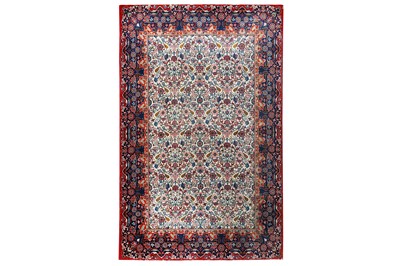 Lot 62 - A VERY FINE ISFAHAN RUG, CENTRAL PERSIA