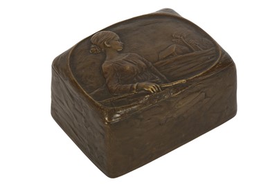Lot 421 - Peter Tereszczuk, (1875-1963) a patinated bronze casket with a hinged lid