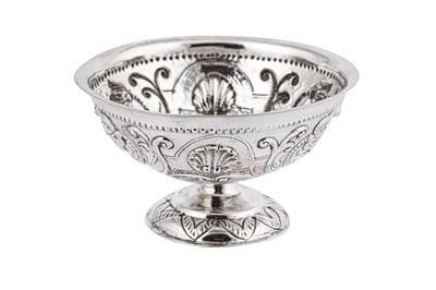 Lot 161 - A late 18th century Dutch silver sugar bowl, marks obscured, circa 1780