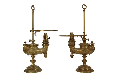 Lot 638 - A pair of Victorian brass oil lamps