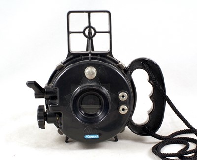 Lot 137 - An Unusual Nemrod Siluro Underwater Bakelite Camera.