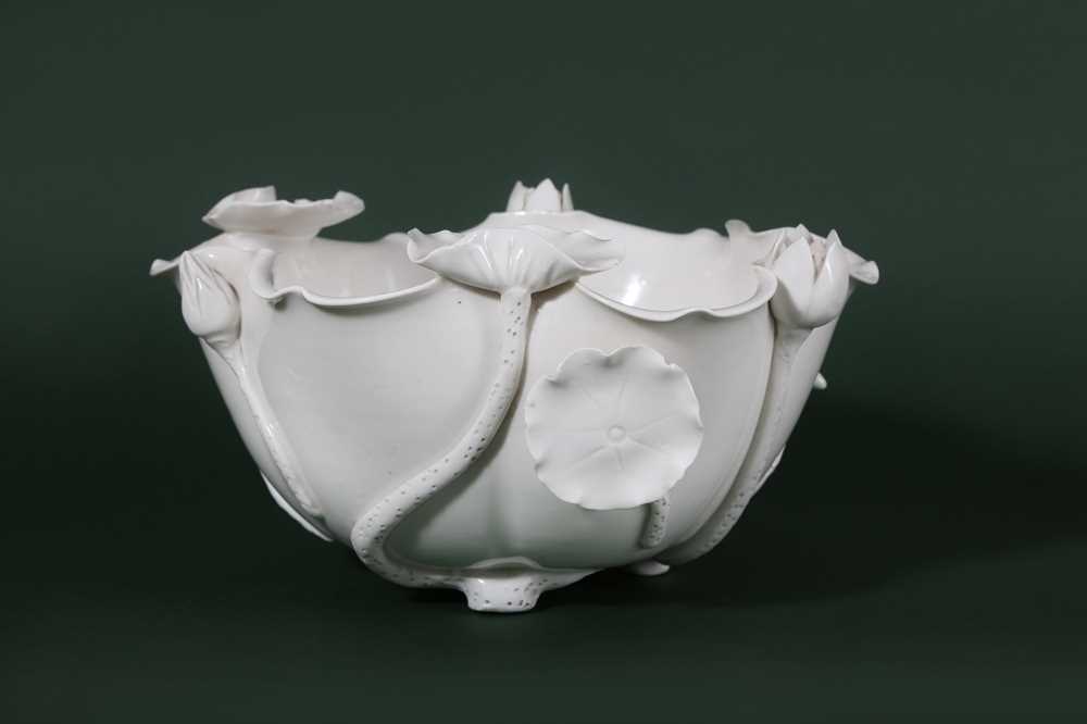 Lot 11 - A CHINESE BLANC-DE-CHINE 'LOTUS' WASHER.