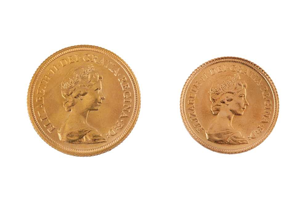 Lot 238 - An Elizabeth II gold full sovereign dated 1981 and half sovereign 1982