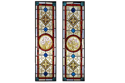 Lot 139 - A PAIR OF LATE 19TH / EARLY 20TH CENTURY STAINED GLASS WINDOW PANELS