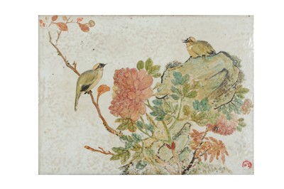 Lot 131 - A CHINESE FAMILLE ROSE 'BIRDS AND FLOWERS' PORCELAIN PLAQUE.