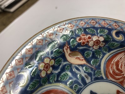 Lot 682 - A SMALL COLLECTION OF CHINESE CERAMICS.