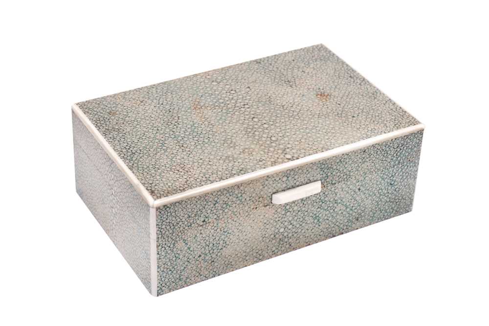Lot 39 - Unknown - An Art Deco shagreen box