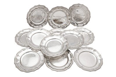 Lot 140 - A set of twelve mid-20th century Italian 800 standard silver side or dessert plates, Alessandria 1944-68 by Rinaldo and Annibale Cusi