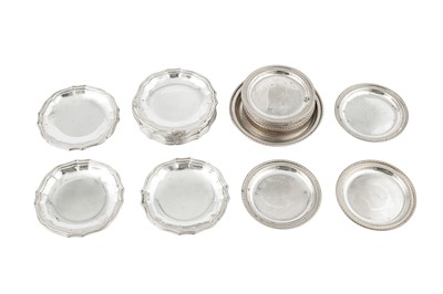 Lot 138 - A set of twelve Italian 800 standard silver small dishes, Alessandrai 1944-68 by Gianni Pietrasanta and Co (reg. 1941)
