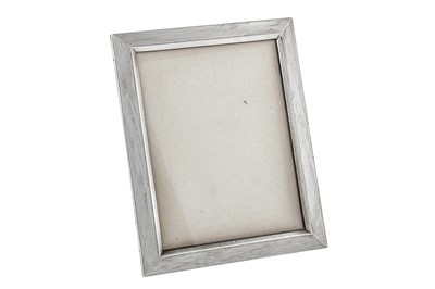 Lot 136 - A mid-20th century Italian 800 standard silver photograph frame, Florence 1954-68 by Guido Zipoli and Alberto Ricci (reg. 1954)