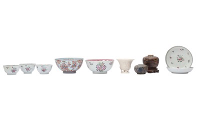 Lot 601 - A SMALL COLLECTION OF CHINESE PORCELAIN.