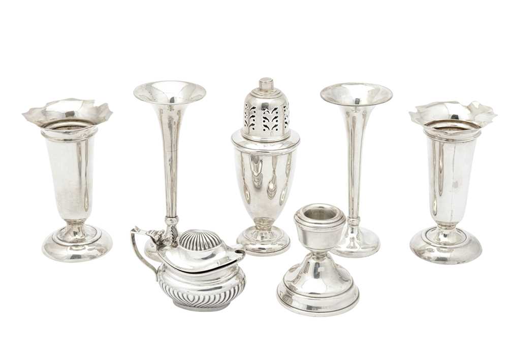 Lot 18 - A mixed group of sterling silver including an Edwardian pair of posy vases, Birmingham 1909 by Deakin and Francis