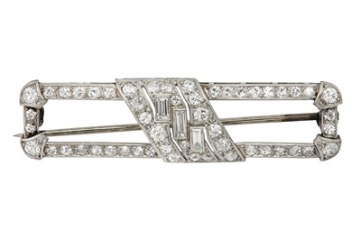Lot 1320 - An Art Deco diamond brooch, circa 1925