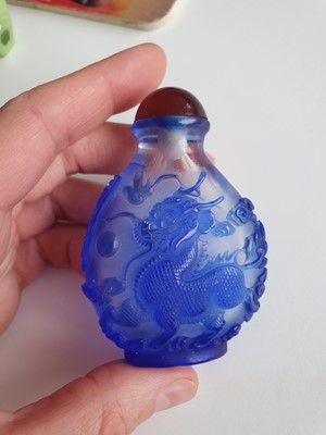 Lot 418 - TWO CHINESE GLASS SNUFF BOTTLES.