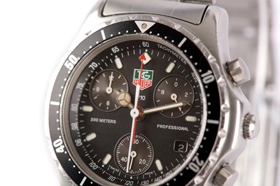 Lot 330 - TAG HEUER.