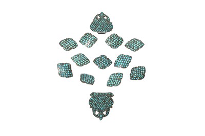 Lot 914 - A TURQUOISE-ENCRUSTED BELT BUCKLE AND FITTINGS