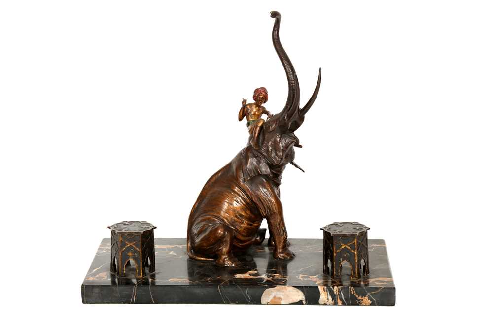 Lot 930 - A LATE 19TH / EARLY 20TH CENTURY AUSTRIAN COLD-PAINTED BRONZE ELEPHANT INKWELL BY FRANZ BERGMAN