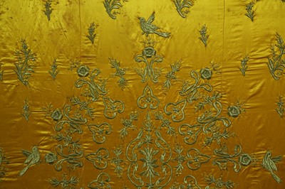 Lot 965 - A LARGE YELLOW SILK METAL THREAD-EMBROIDERED PANEL MADE FOR THE EUROPEAN MARKET