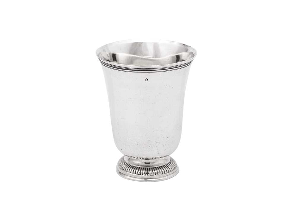 Lot 165 - A Louis XVI late 18th century French silver beaker (timbale tulipe), Paris 1783 by François Corbie (reg. 5th July 1777)