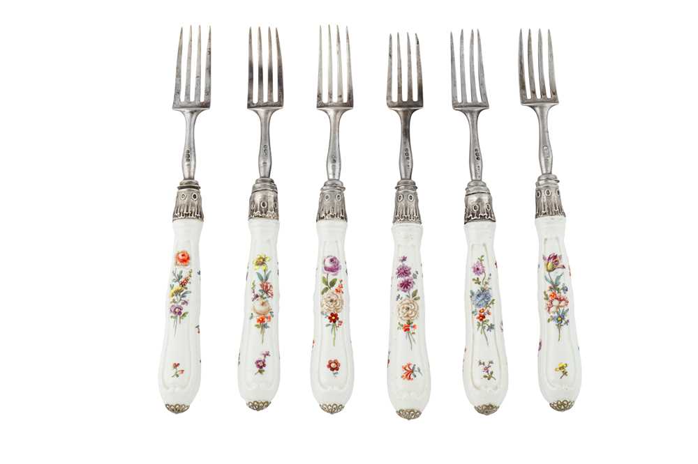 Lot 88 - A set of six George III sterling silver and German porcelain fruit forks, London 1818 by Robert Peppin