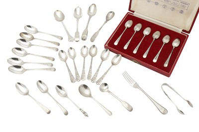Lot 48 - A mixed selection of sterling silver flatware