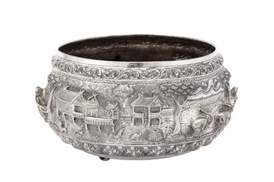 Lot 229 - A mid-20th century Thai unmarked silver bowl, Chiang Mai circa 1950