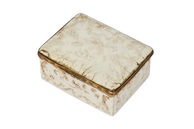 Lot 103 - An 18th English enamel rectangular box