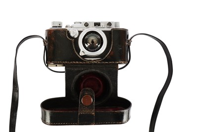 Lot 594 - A Leica IIIa Rangefinder Camera