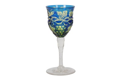Lot 132 - An early 20th Century double colour cased wine glass, attributed to Stevens & Williams
