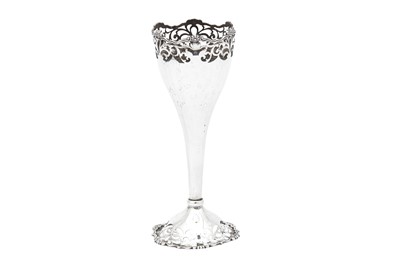 Lot 256 - A George V sterling silver flower vase, London 1923 by Josiah Williams & Co