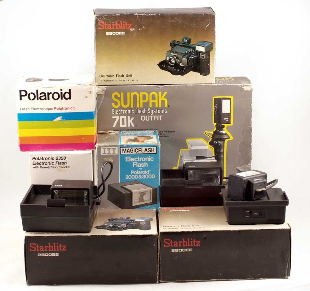 Flash Unit Boxes Lot 625 - Quantity of Working Flash Units for Polaroid