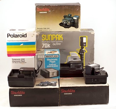Lot 619 - Quantity of Flash Units for Polaroid SX-70 & Other Models
