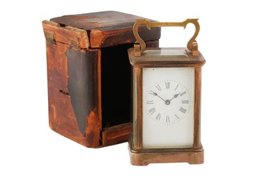 Lot 399 - A French brass carriage clock