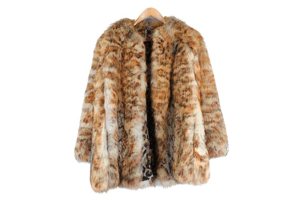 Lot 794 - LYNX FUR COAT