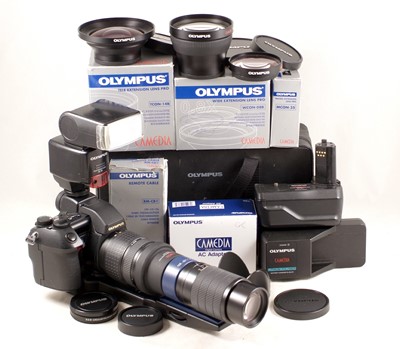 Lot 590 - Extensive Olympus EP-20 Digital Outfit