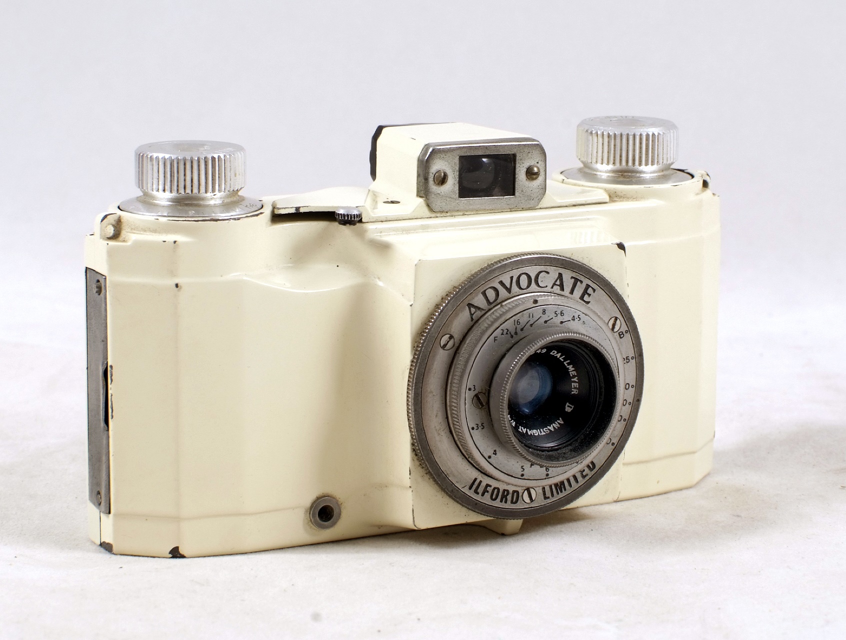 Lot 587 An Ilford Advocate Camera with Dallmeyer